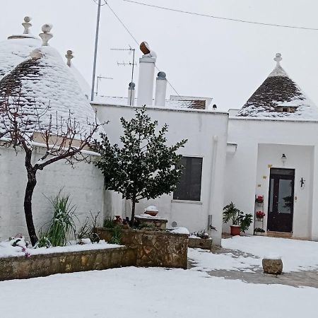 הוילה אלברובלו Trullo Amicizia מראה חיצוני תמונה